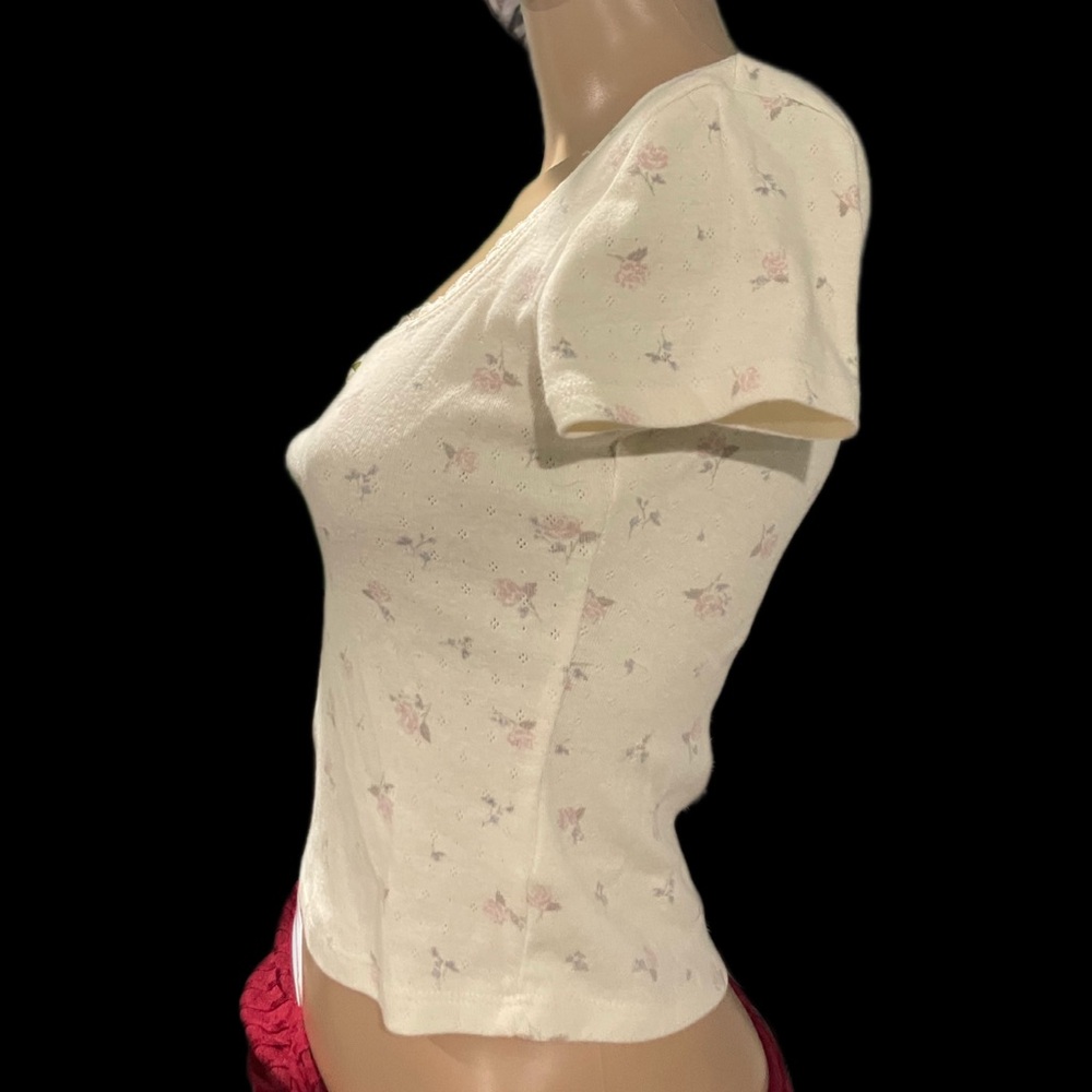 Pink Rose Cream Lace Top - Picture 2 of 4